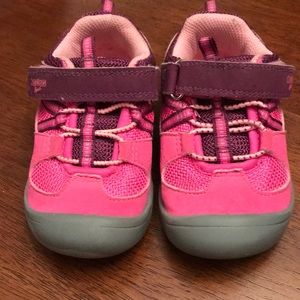 Oshkosh Bump Toe Pink Sneakers - Toddler Sz 7